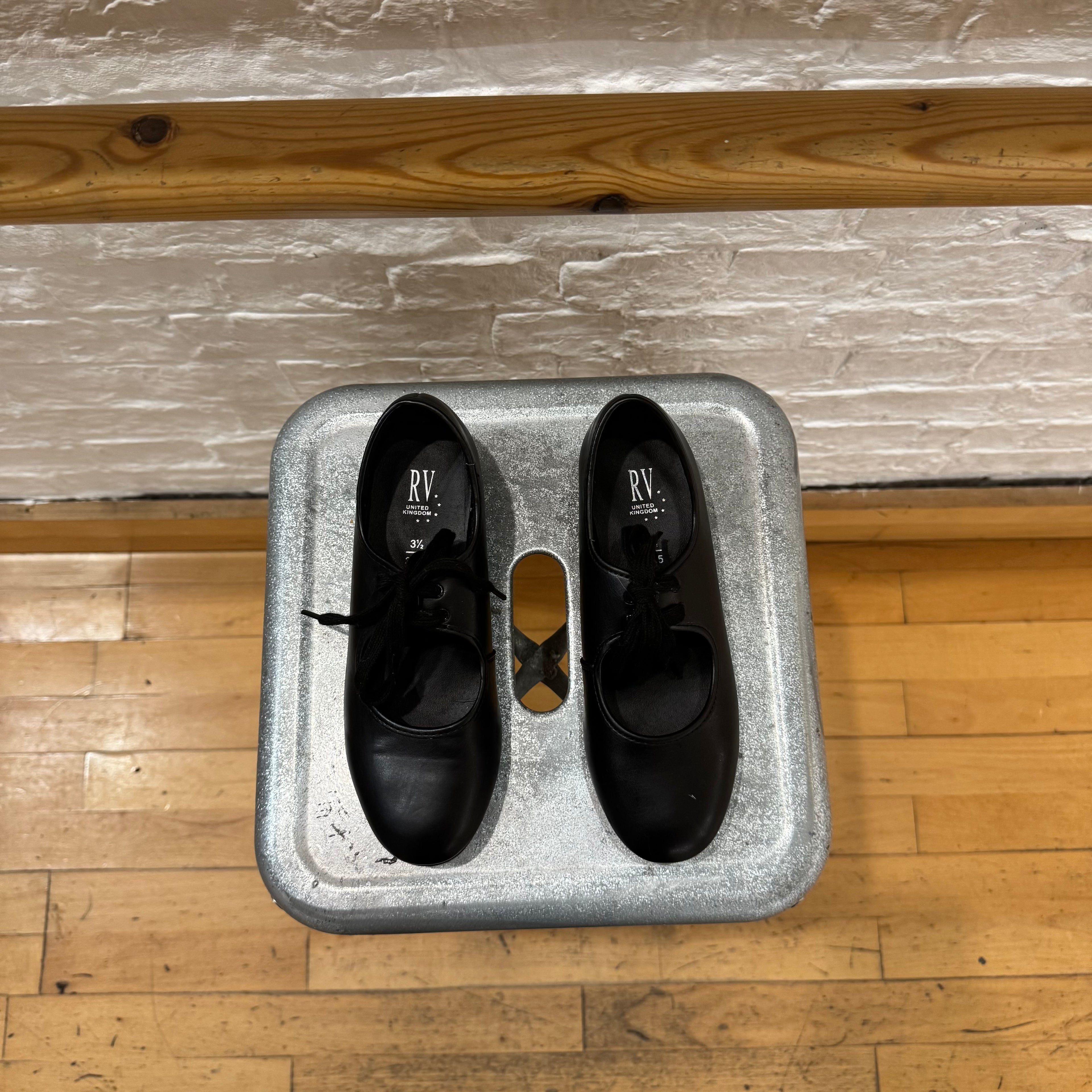 PRE-LOVED Roch Valley Low Heel PU Tap Shoes EU 36.5 / UK 3.5